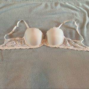 Victoria’s Secret dream angel demi bra